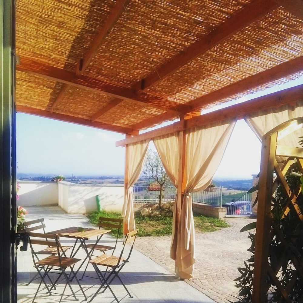Arc en Ciel Appartments — 4-Star Luxury Hotel in Cocconato, Italy