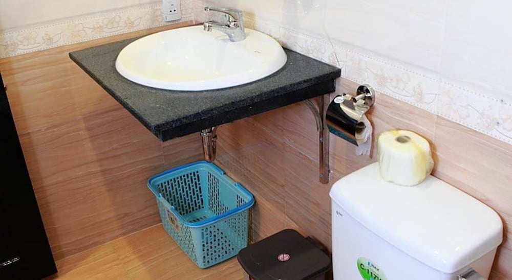 Phi Long Hotel - last minute hotel in Nha Trang