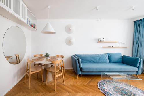 Solec Powiśle Deluxe Apartment by BookingHost — 4-Star Luxury Hotel in Warsaw, Poland