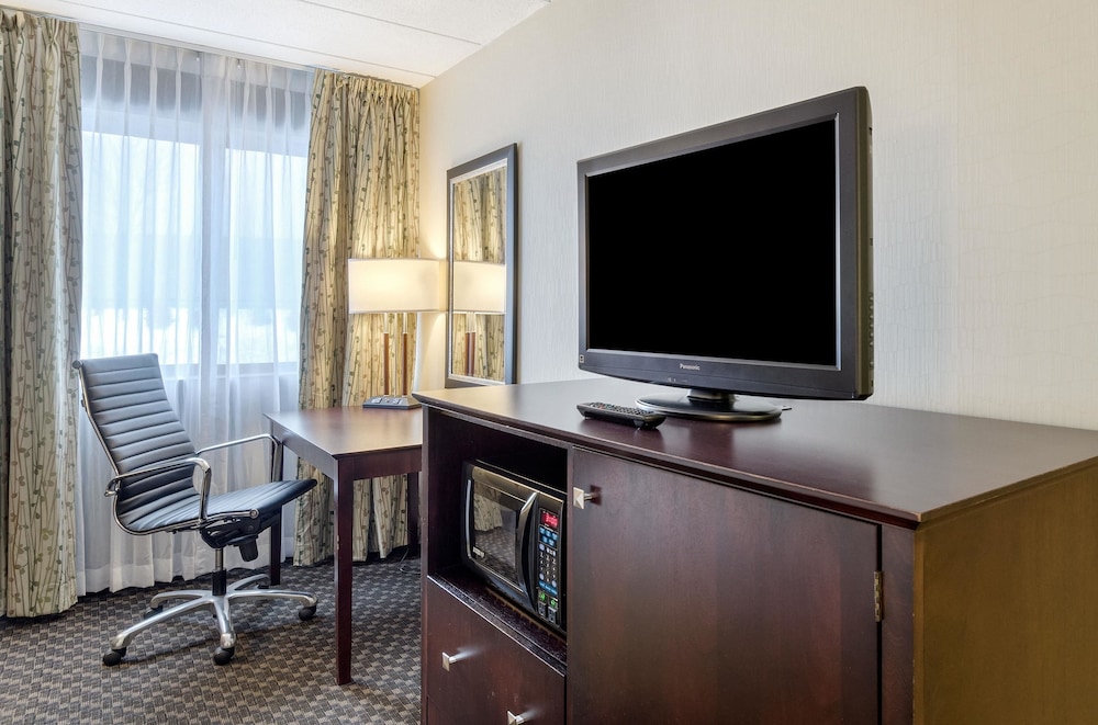 Clarion Inn Seekonk Providence - photo 23