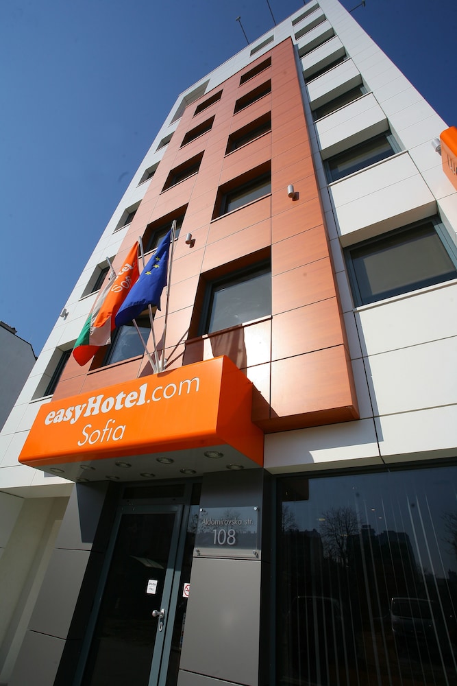 easyHotel Sofia - carbon neutral hotel in Sofia