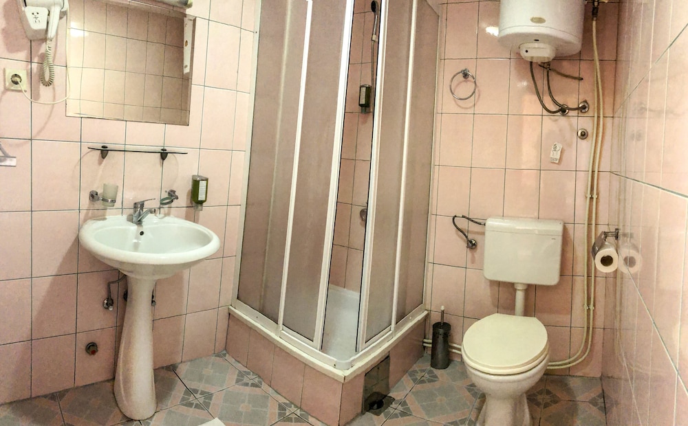 Hotel Square — Skopje — photo 5
