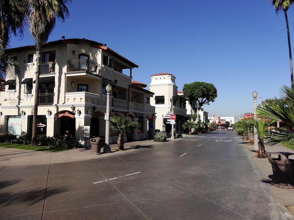 Balboa Inn On the Beach - photo 50