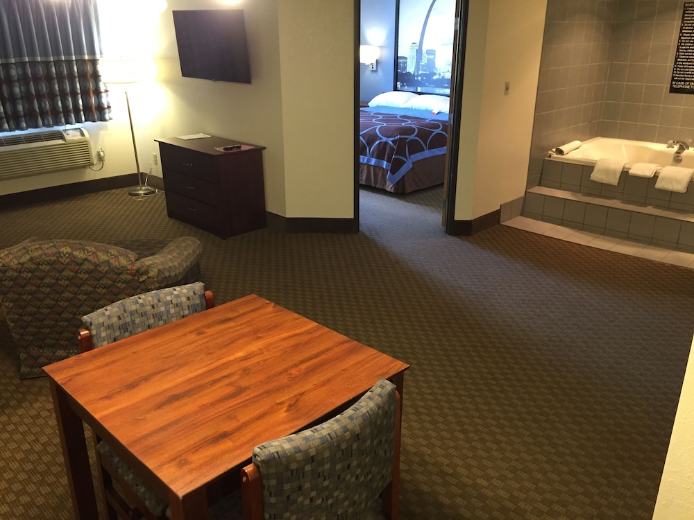 Super 8 by Wyndham Cuba - photo 15