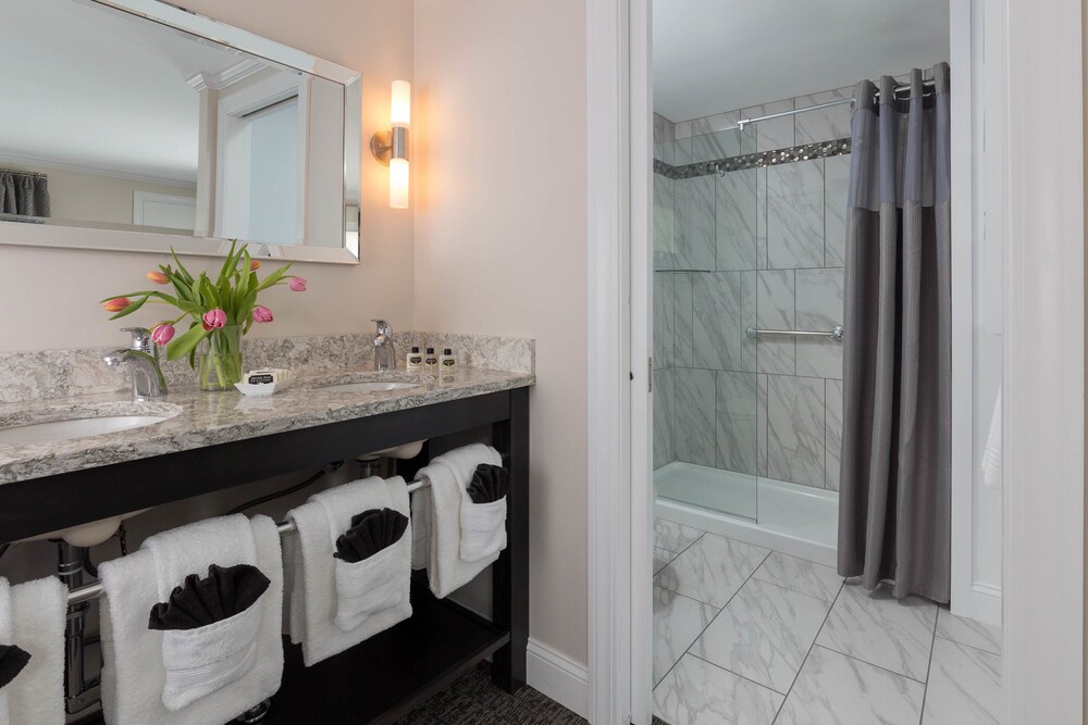 Maine Stay Inn & Cottages - photo 65