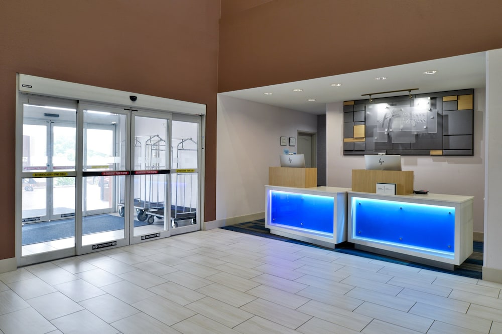 Holiday Inn Express Hotel & Suites Royse City by IHG - photo 65