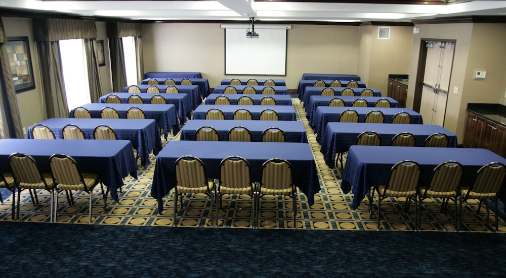 Hampton Inn Olathe - photo 44