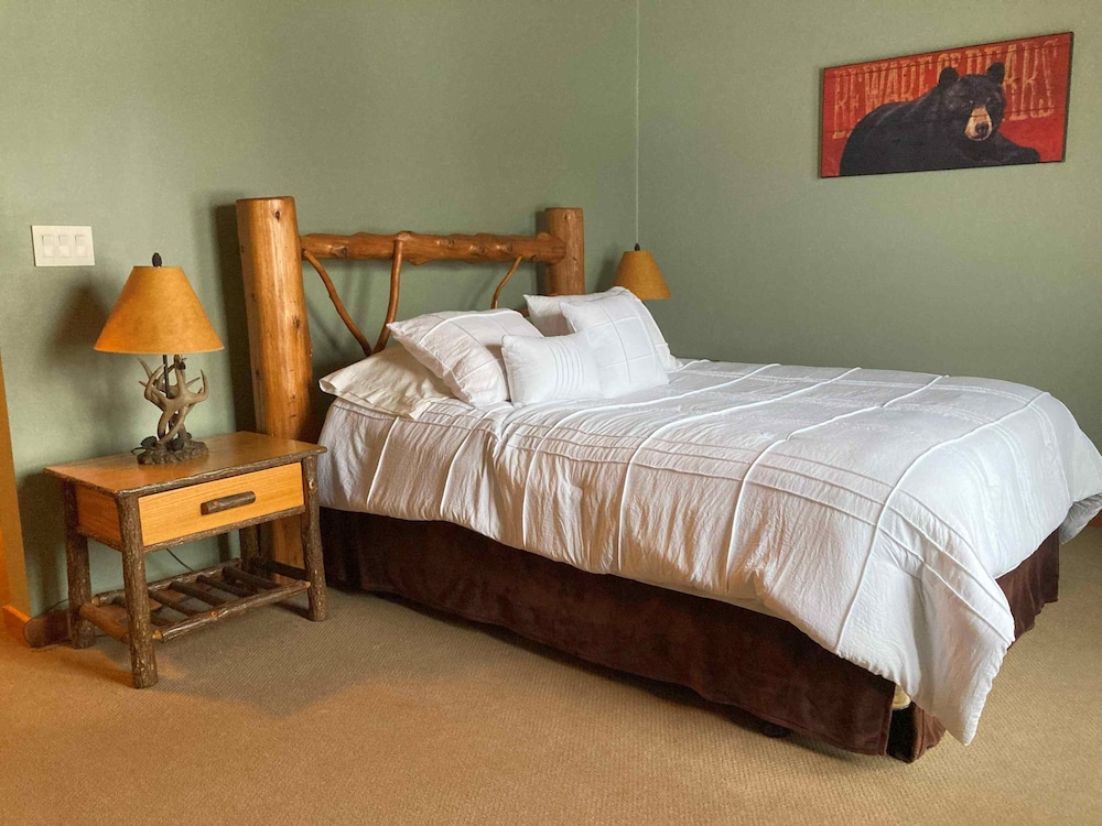Ampersand Bay Resort - photo 32