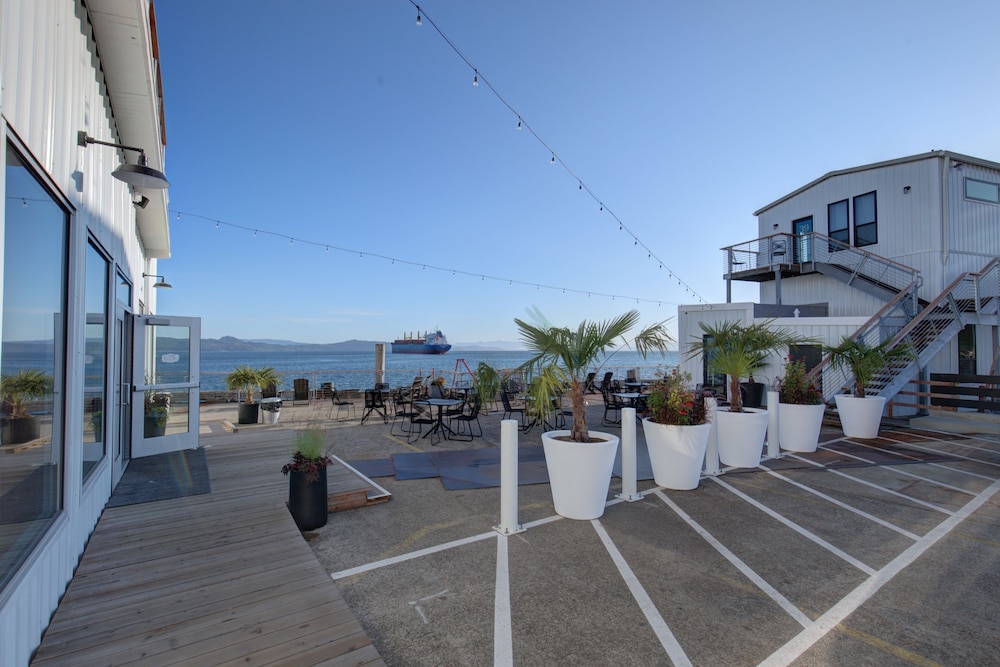 Bowline Hotel - photo 143