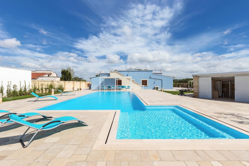 Villa Vincenti — 4-Star Luxury Hotel in Ruffano, Italy