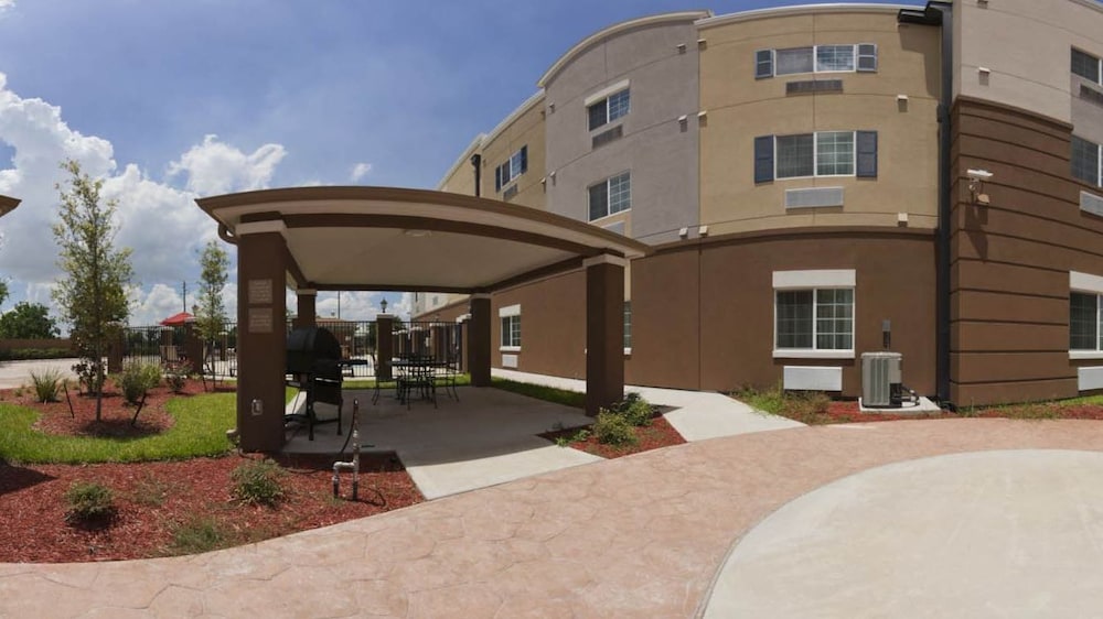 Candlewood Suites Baytown by IHG - photo 58