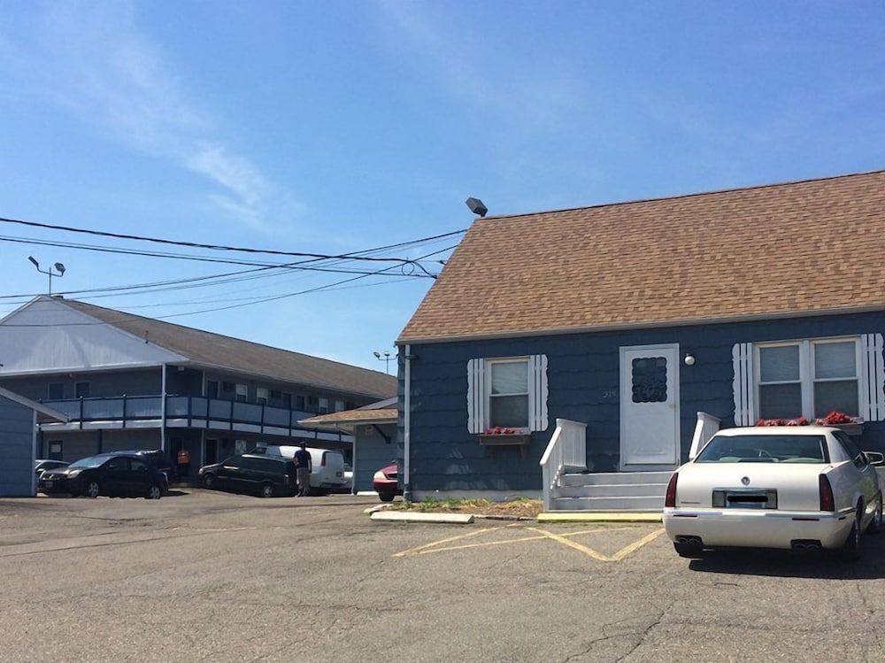 Mayflower Motel Milford - photo 24