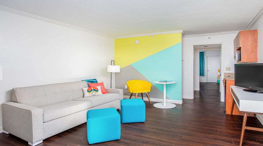 Beachside Hotel & Suites Cocoa Beach Port Canaveral - photo 6