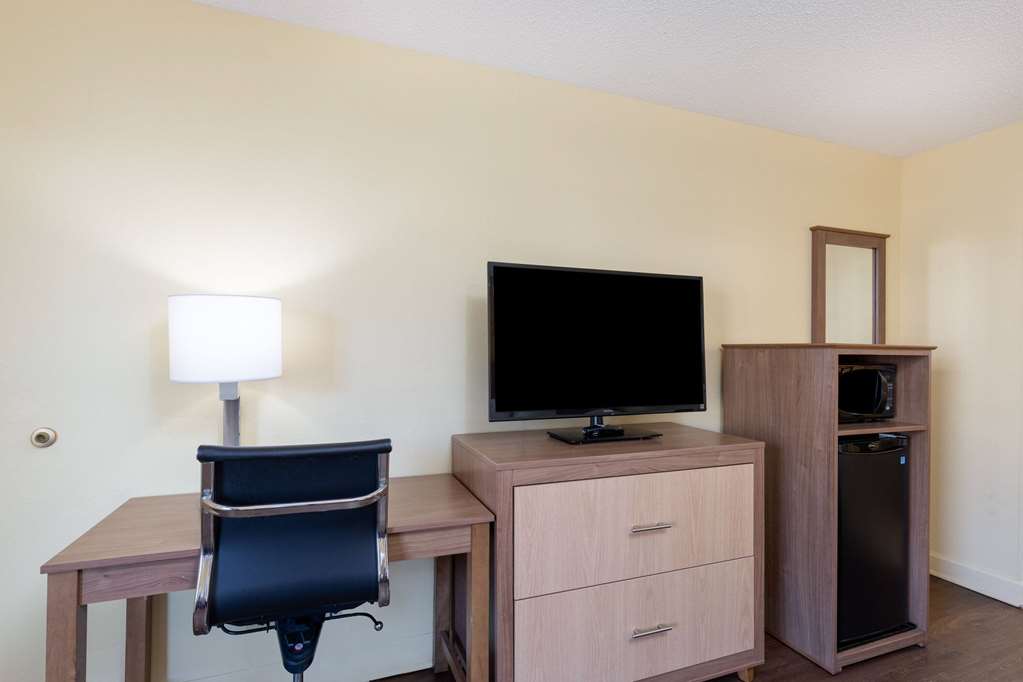 Days Inn by Wyndham Florence I 95 North - photo 37