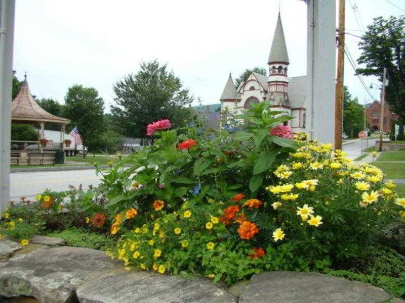 Ludlow Colonial Motel - photo 28