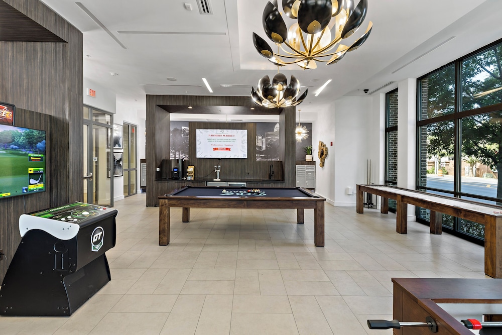 Rove Living Kb Midtown205 — 4-Star Luxury Hotel in Charlotte, United States