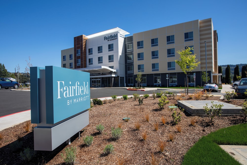 Fairfield by Marriott Inn & Suites Portland Newberg - photo 40