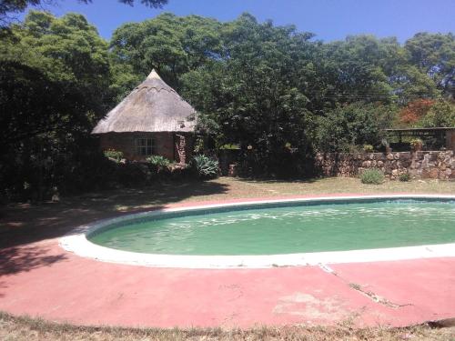 Limerick cottages — Bulawayo — photo 5