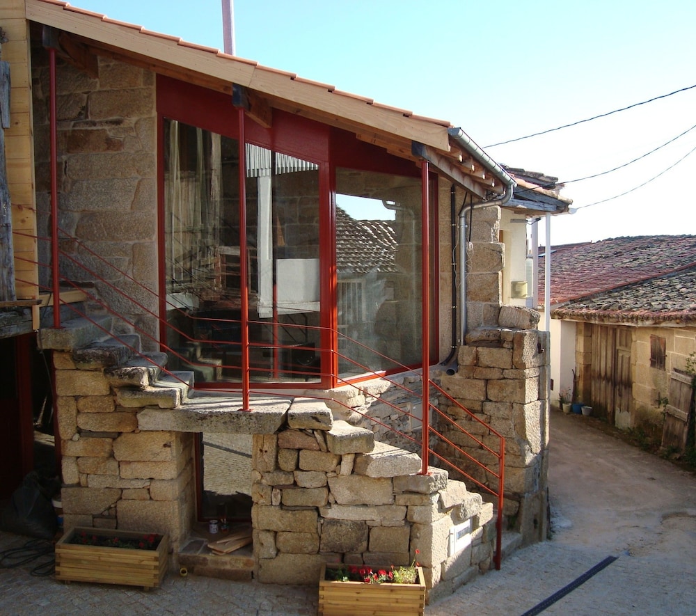 A Casa da Eira — Nogueira De Ramuin — photo 3
