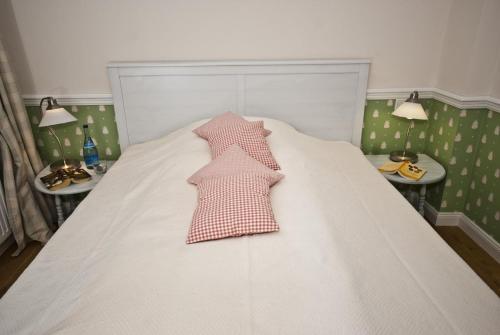 BijeNess - carbon neutral hotel in Unknown City