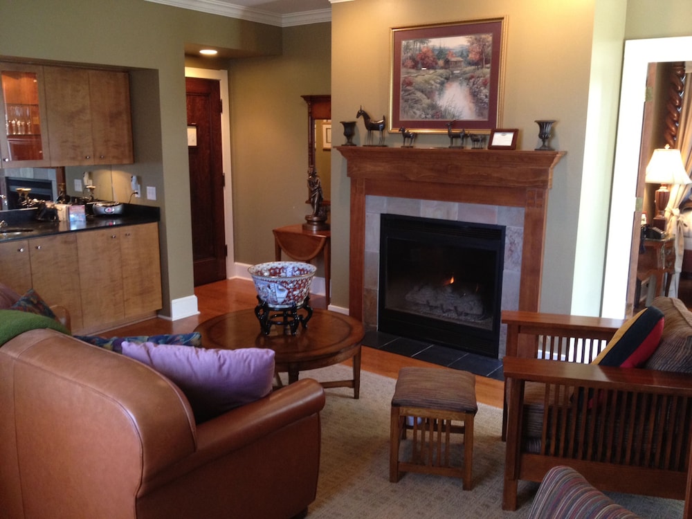 The Belvedere Inn & Restaurant - photo 21