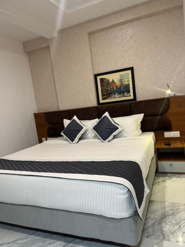 Sabu’s Grand Royale Hotel in Thiruvananthapuram, India