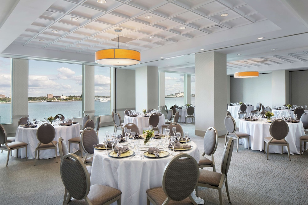 Hilton Philadelphia at Penn's Landing - photo 91