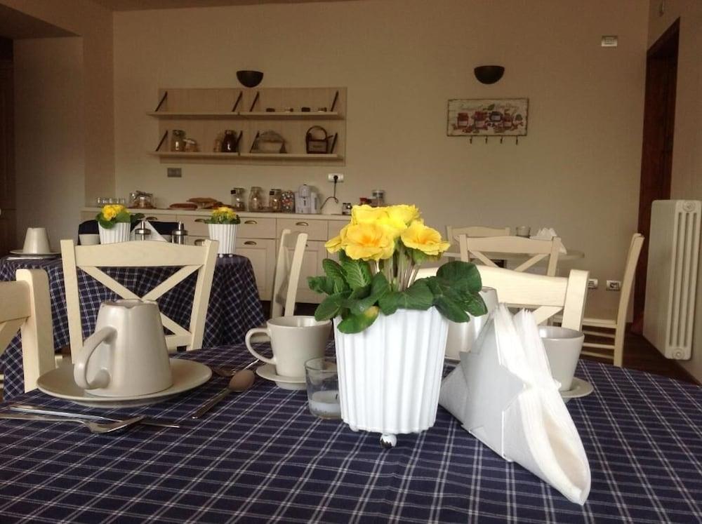 La Corte di Nonna Gemma Holiday Home — 4-Star Luxury Hotel in Delebio, Italy