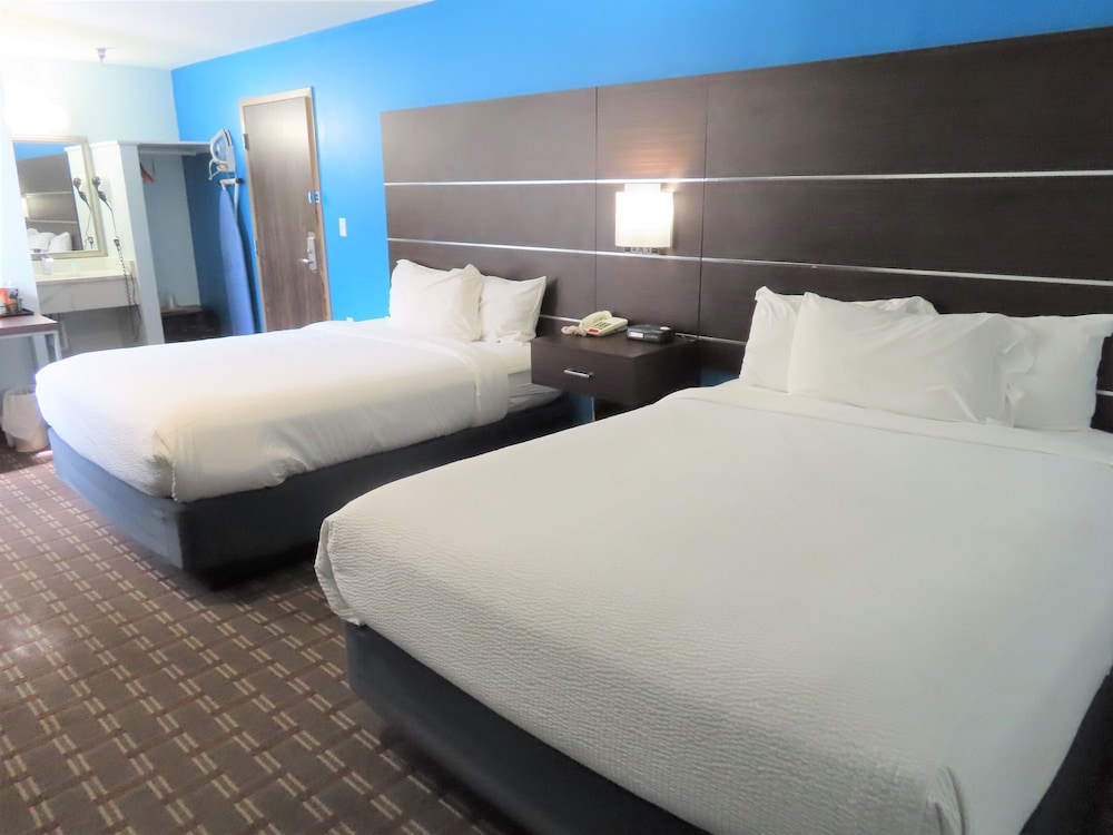 St. Charles Hotel - photo 6