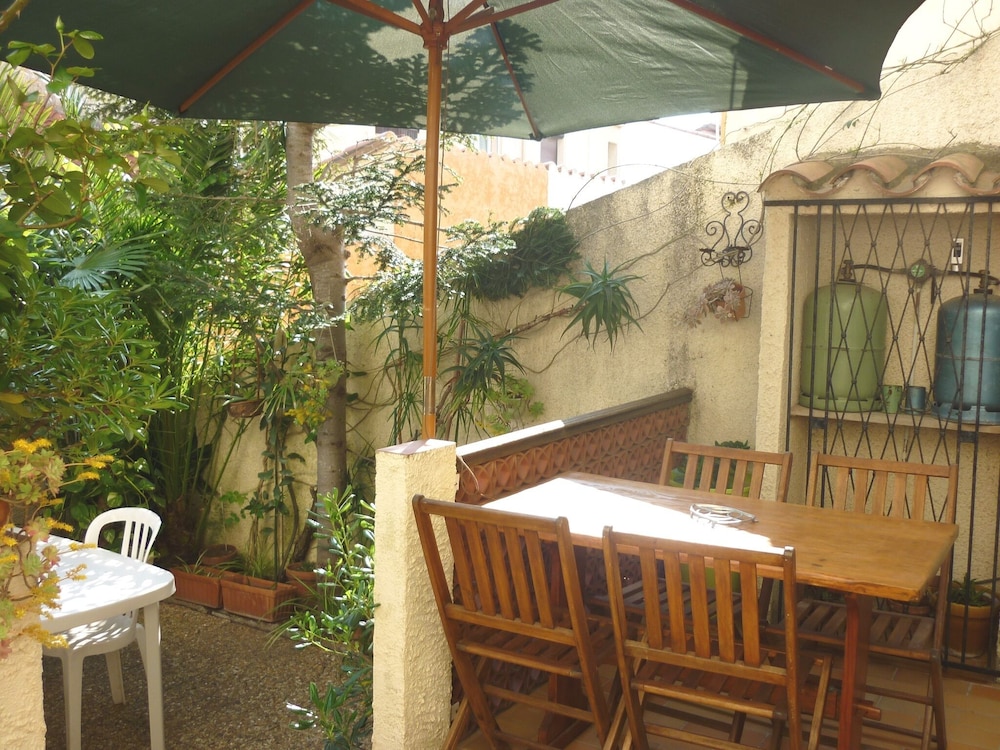 Holiday home Rue des Pinsons — 4-Star Luxury Hotel in Saint-Hippolyte-Du-Fort, France