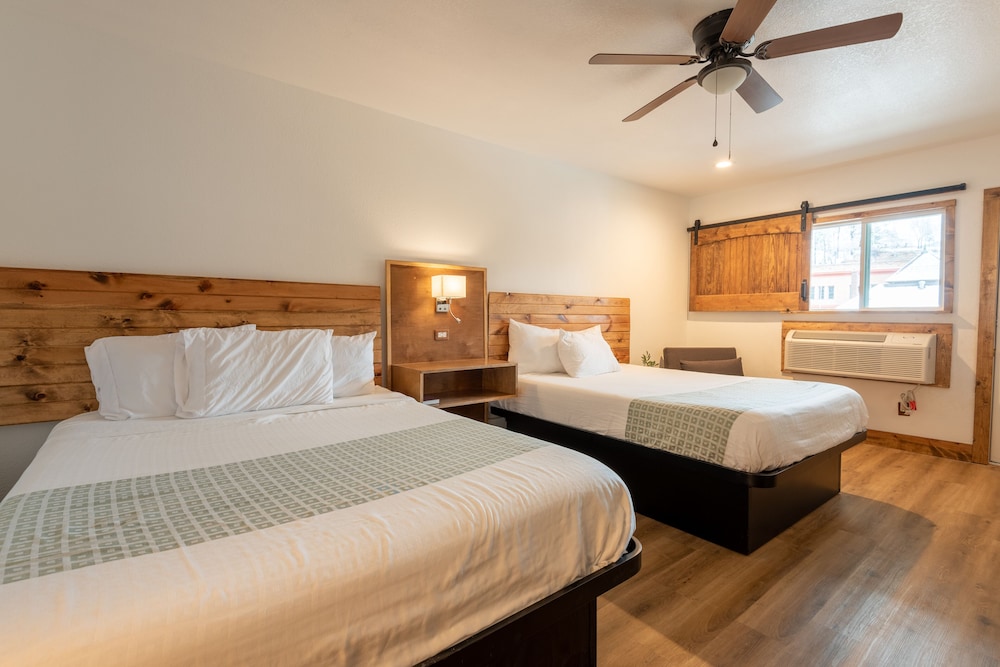 Americas Best Value Inn By The River Hot Springs - photo 6