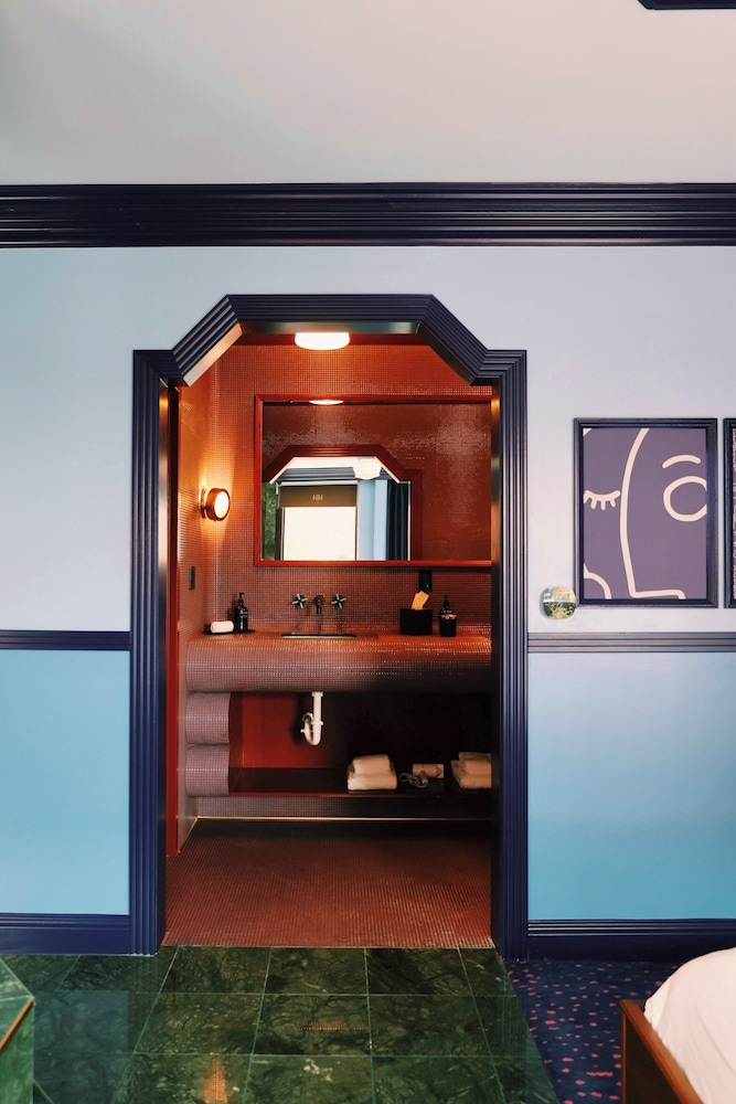 Hotel Herringbone - photo 15