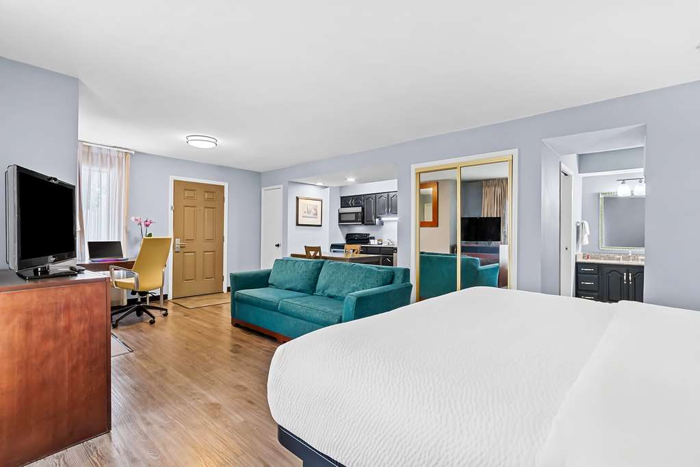 SureStay Studio by Best Western Pensacola - photo 3