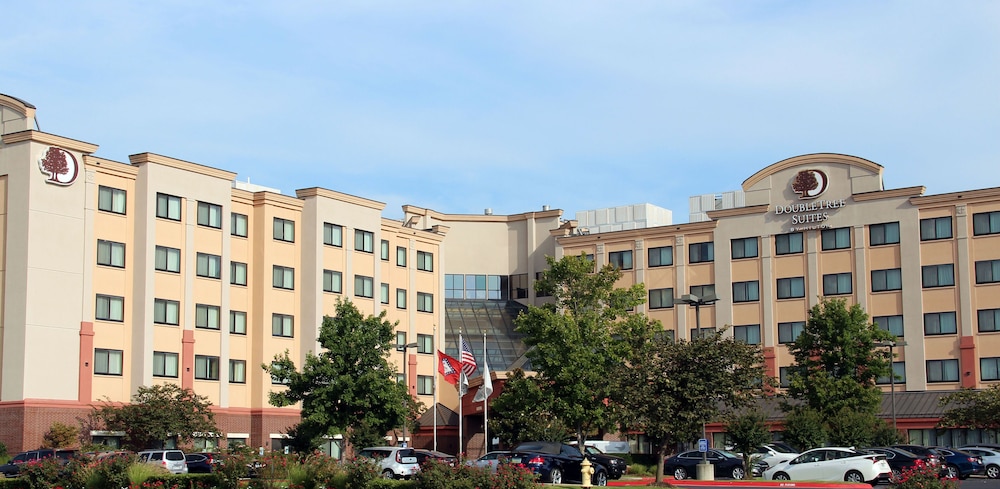DoubleTree Suites by Hilton Bentonville - photo 46