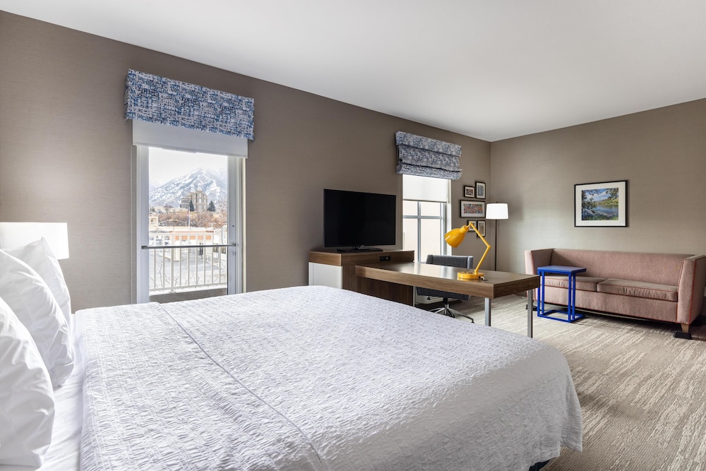 Hampton Inn & Suites Logan - photo 19