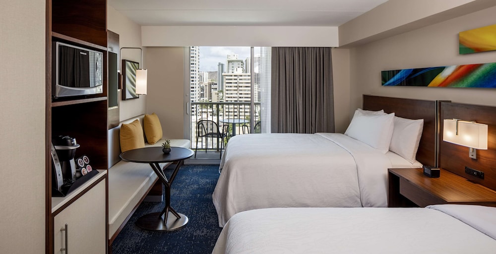 Hilton Garden Inn Waikiki Beach - photo 34