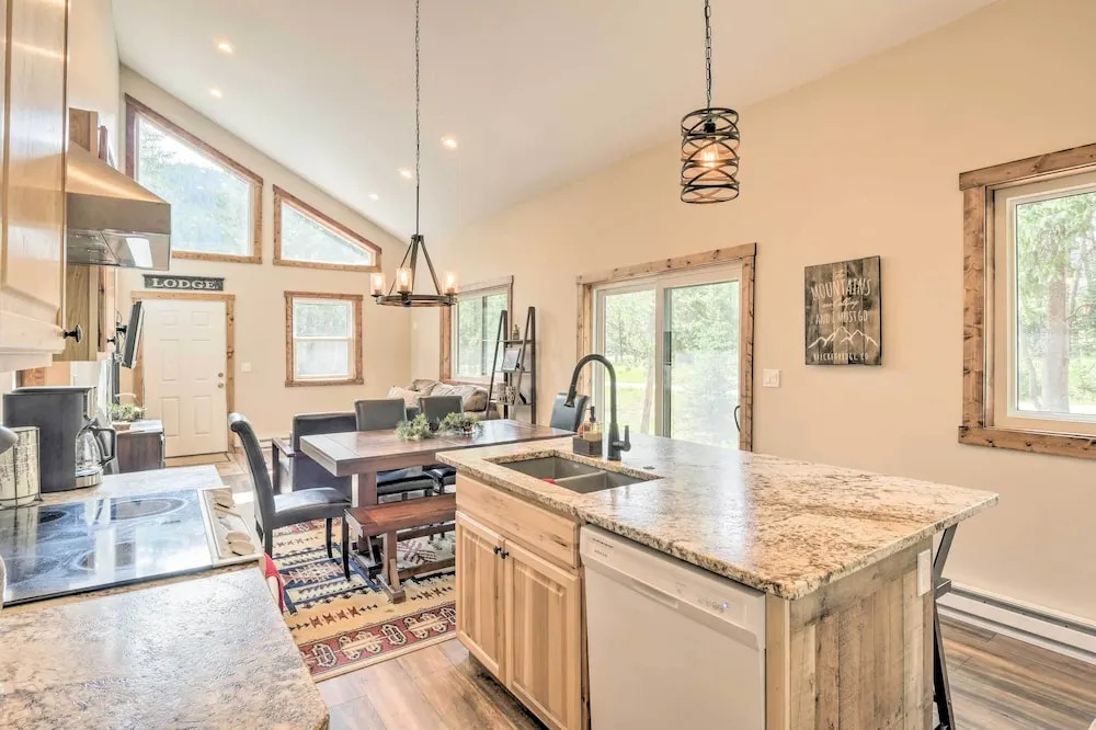 5 Mi To Ski Resort Mtn View Breck Home with Hot Tub - photo 16