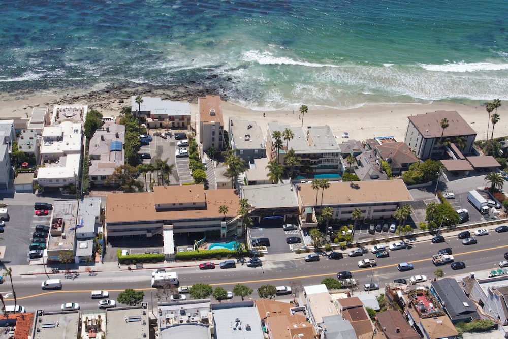 Pacific Edge Hotel - photo 110