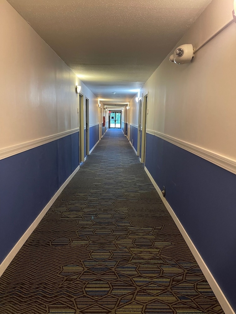 Mystic River Hotel & Suites Near Casinos - photo 51