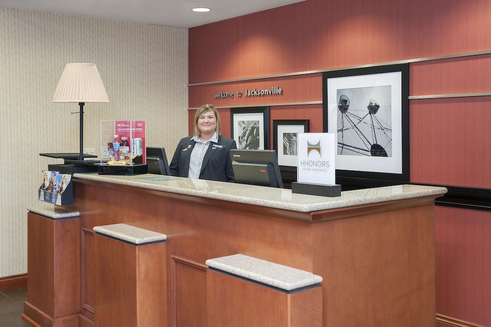 Hampton Inn Jacksonville - photo 2