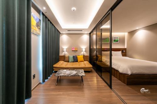 HERA Ocean View # Haeundae Beach # Gunam ro — 4-Star Luxury Hotel in Busan, South Korea