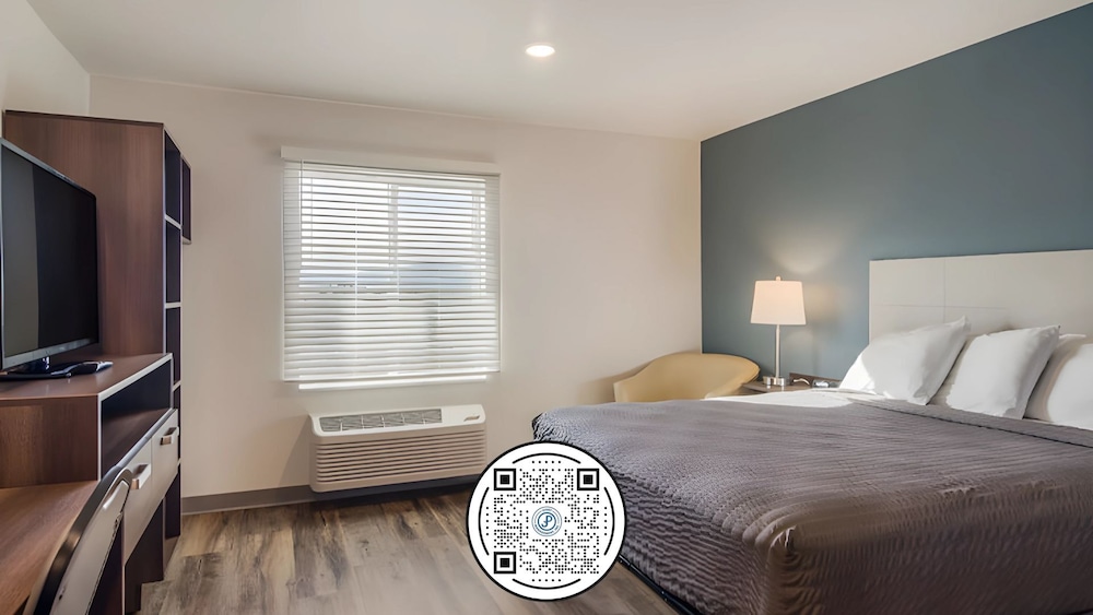 WoodSpring Suites Libertyville Chicago - photo 11