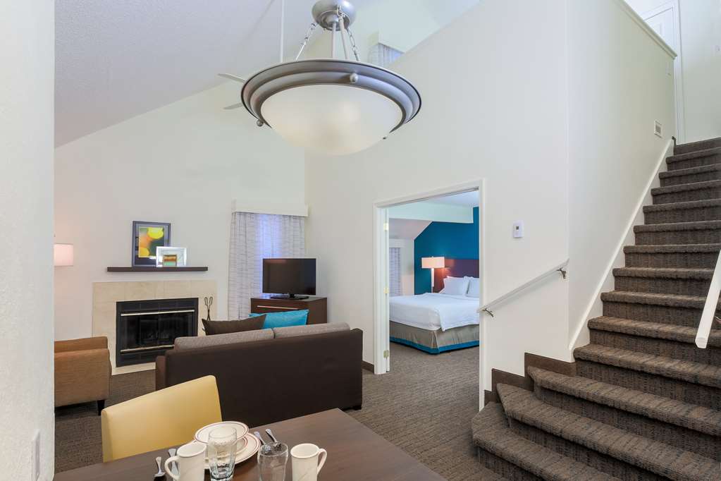 Hawthorn Suites by Wyndham Tinton Falls - photo 16