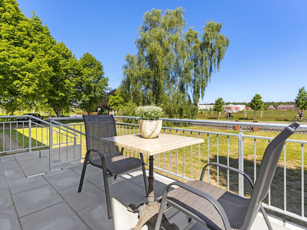 Holiday Home in Doberan With Garden — 4-Star Luxury Hotel in Ostseebad Kuehlungsborn, Germany