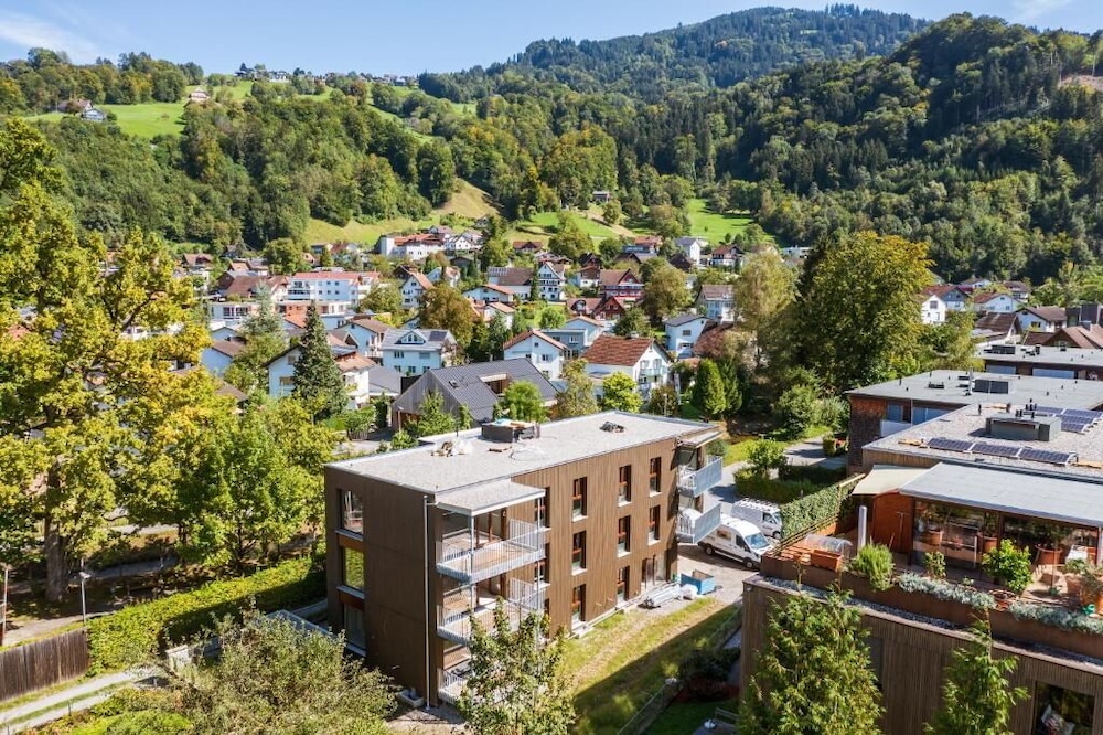 Urban Apartmenthaus zwischen Berg und See in Dornbirn, Austria