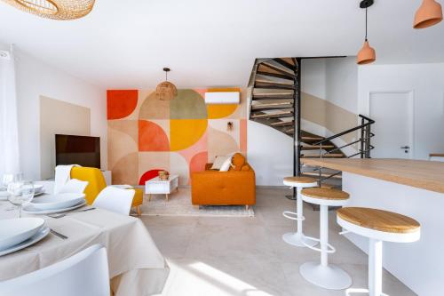 La Perle Villa Neuve Proche Gare Come — 4-Star Luxury Hotel in Montpellier, France