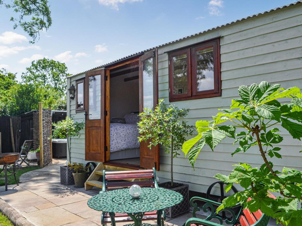 Wildflower View - last minute hotel in Driffield