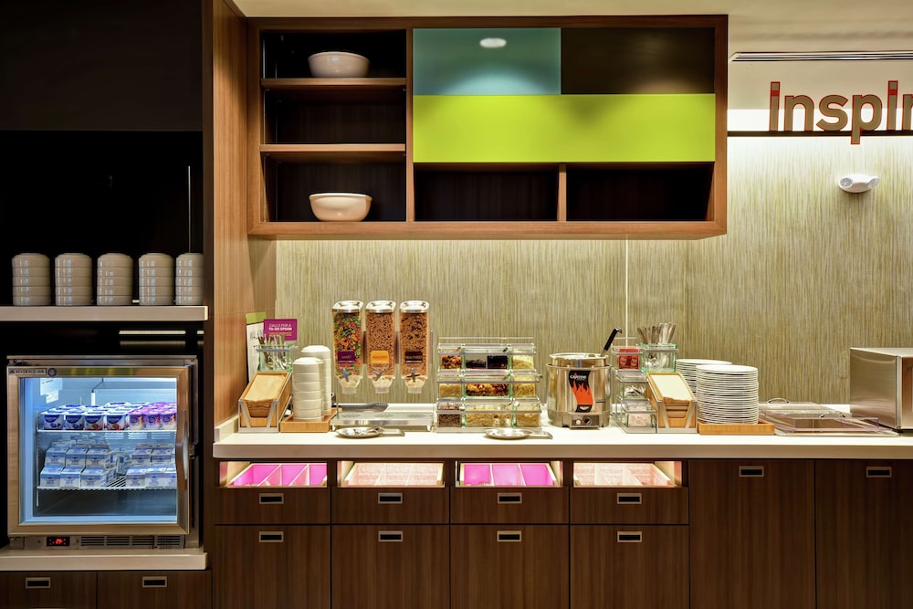 Home2 Suites by Hilton Walpole Foxboro - photo 29