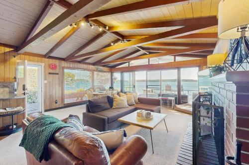 Mintercreek Cabin — Gig Harbor — photo 4