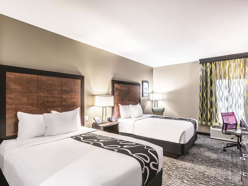 La Quinta Inn & Suites by Wyndham Walla Walla - photo 7